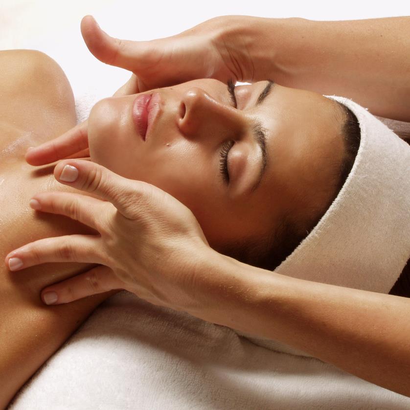 Beauty treatments contributed more than £1bn to UK GDP last year