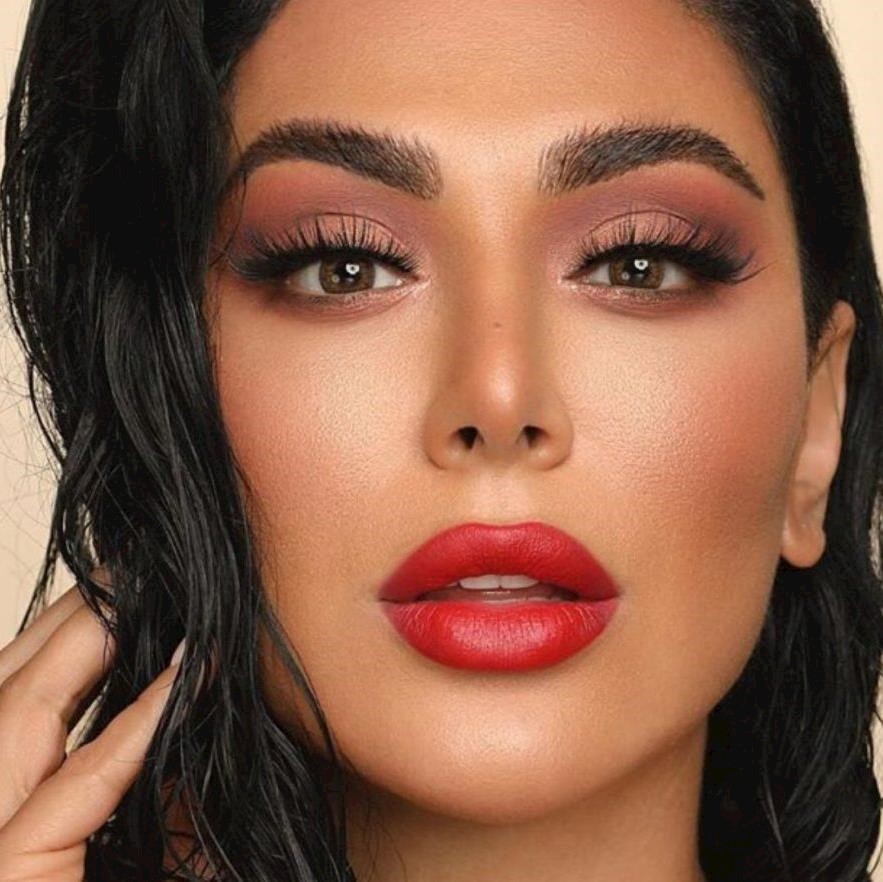 Beauty mogul Huda Kattan invests in Fresha salon software