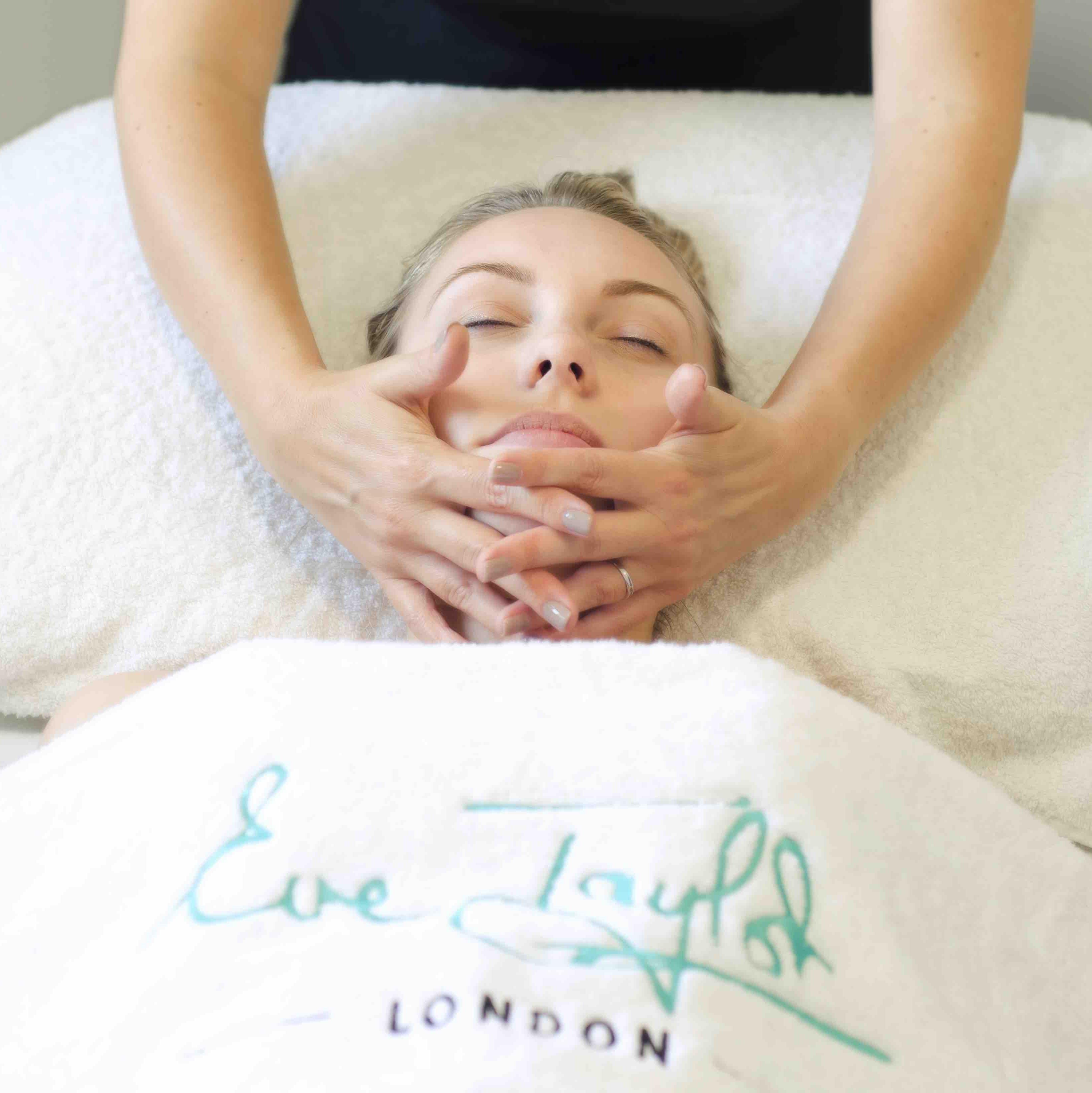 5 ways to increase rebookings in your beauty salon