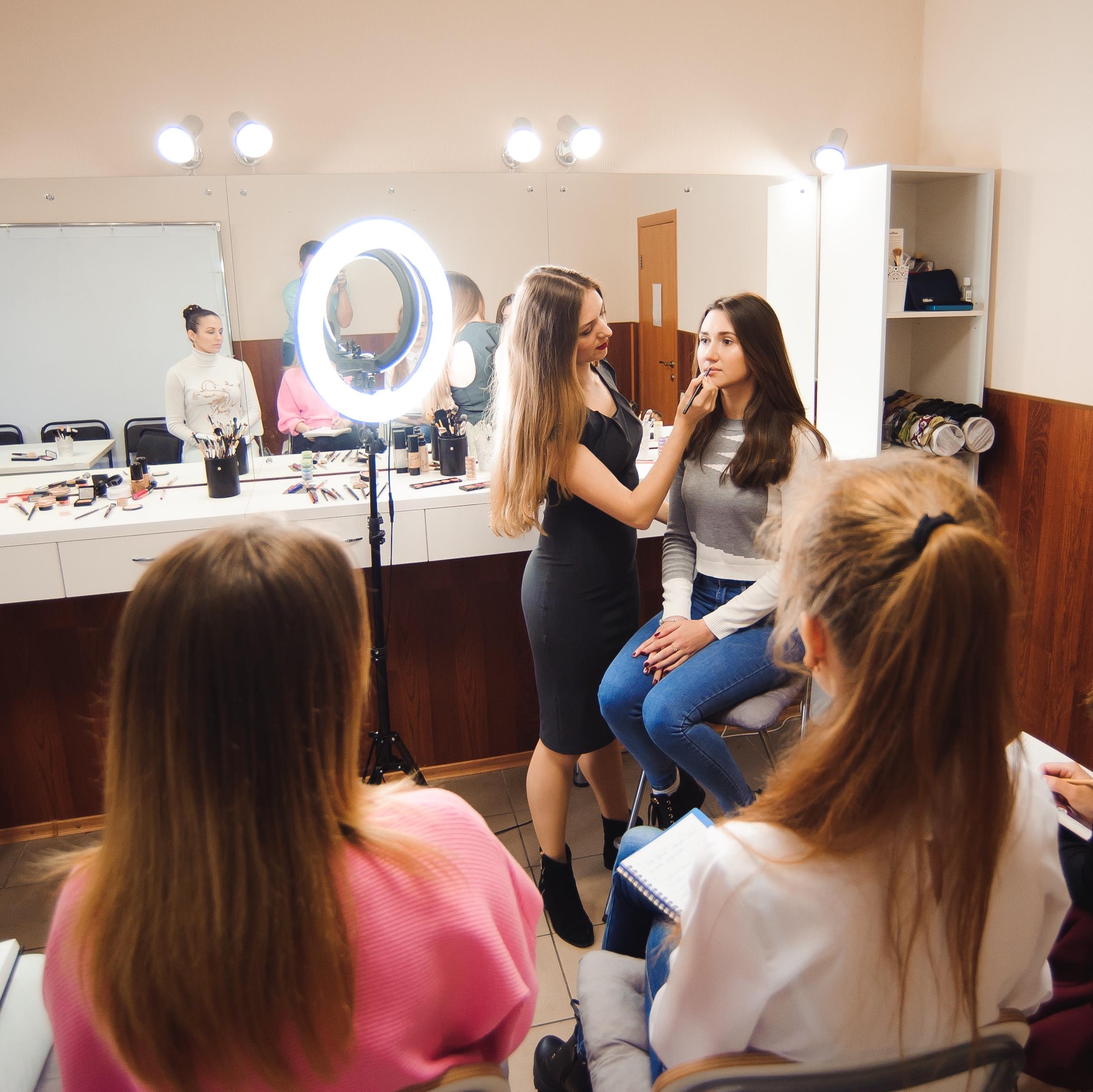 Avant Garde Make-up Academy faked Babtac and Cibtac certification