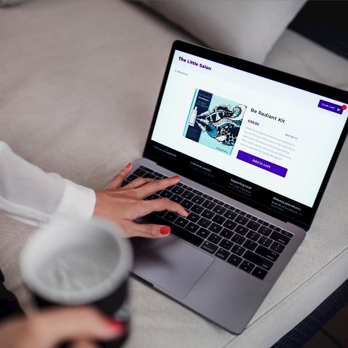 How salons can offer online retail to stop clients buying elsewhere