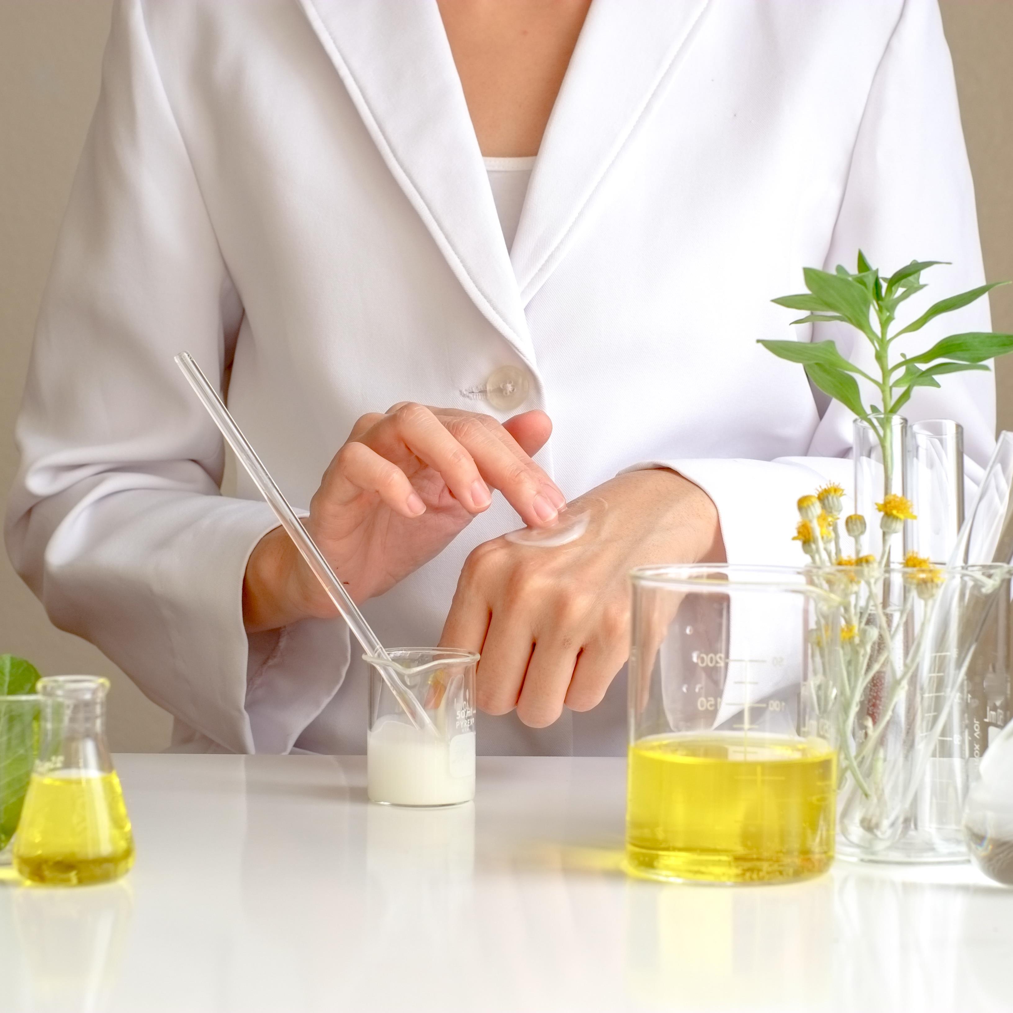 Skin Cream Parlour opens allowing beauty pros to design their own skincare range