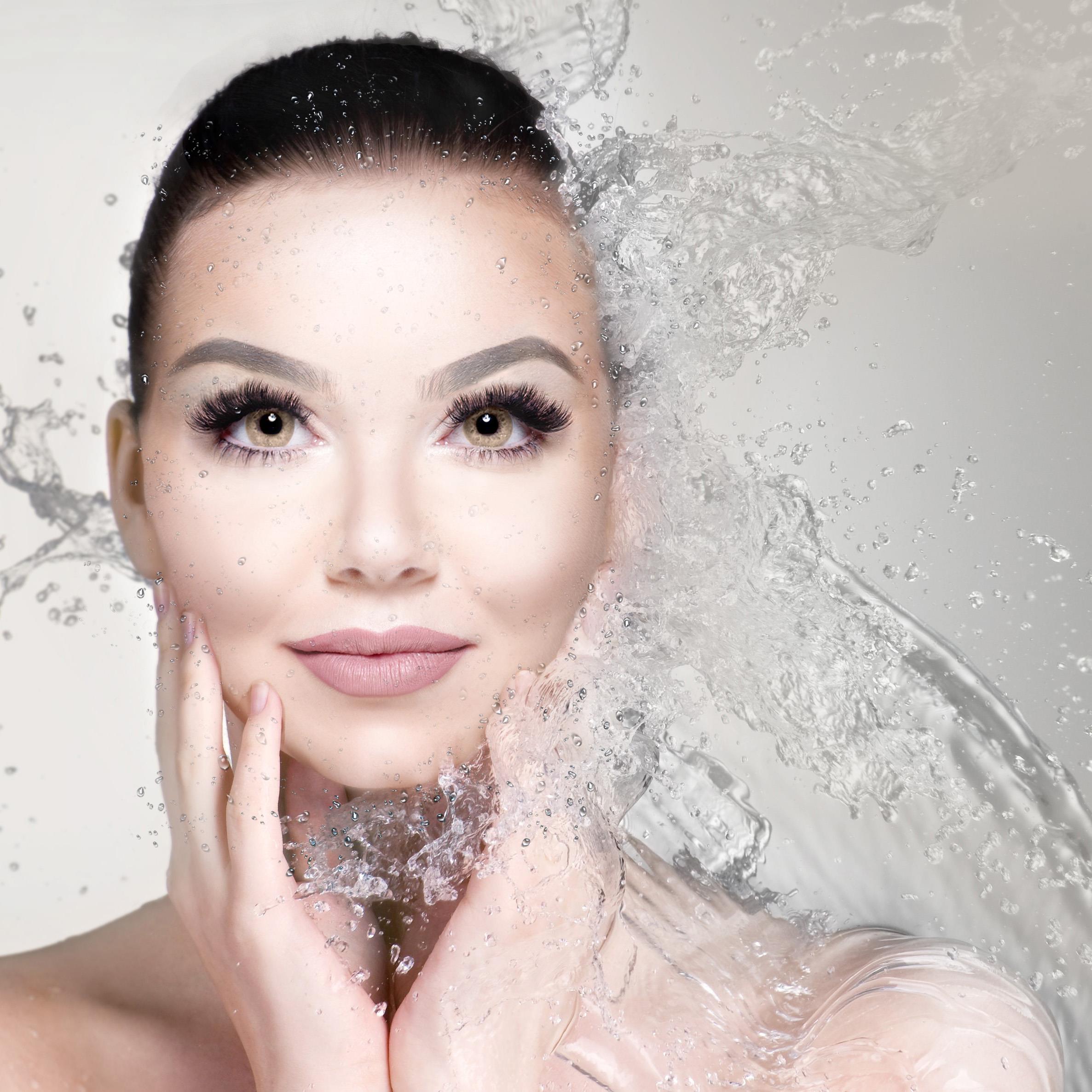 Wonder product makes eyelash extensions oil and waterproof 