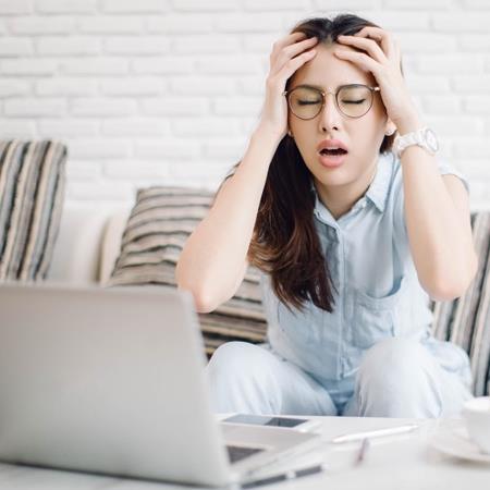 How to handle negative client reviews