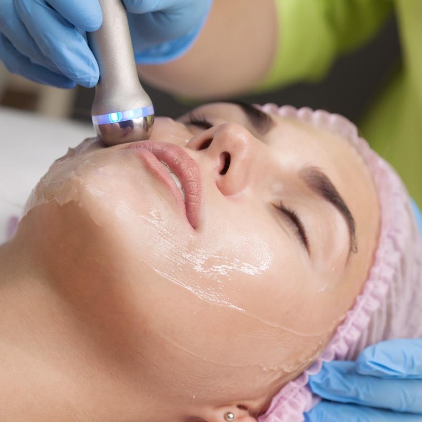 How to safely combine technologies to create results-driven facials