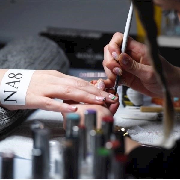 5 reasons why you should enter the nail competitions 