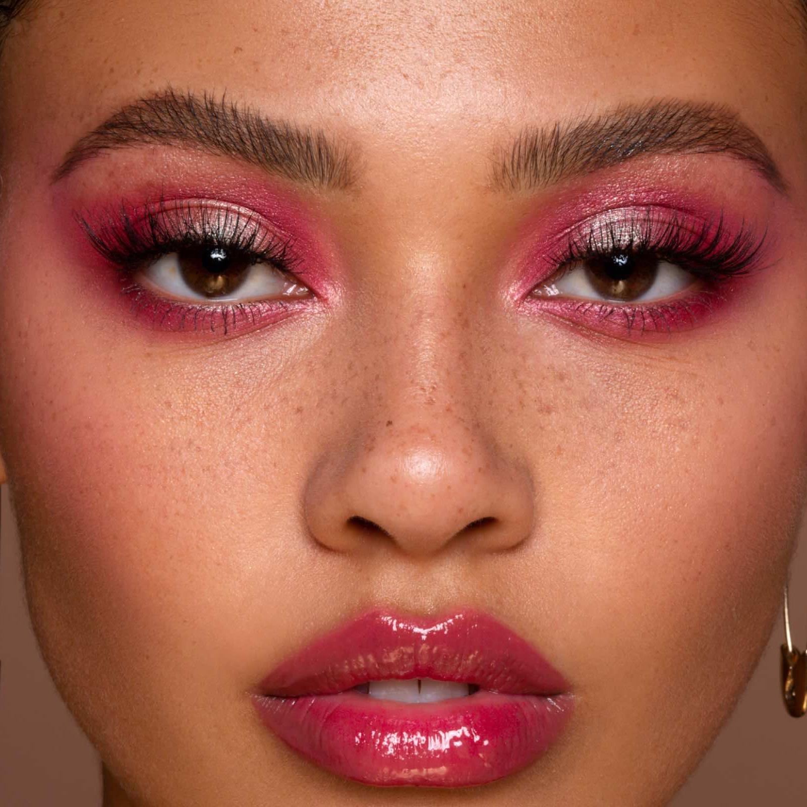 Brow lamination vs microblading: which should I offer?