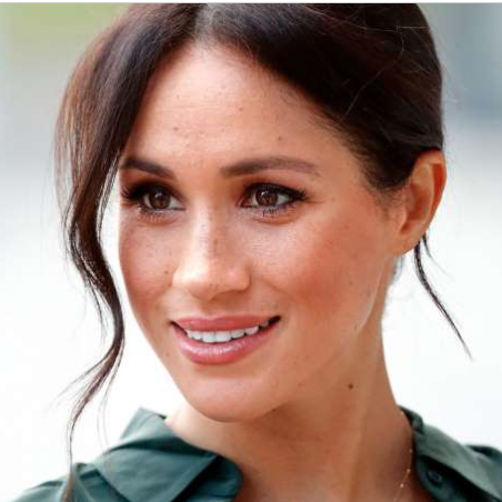 Meghan Markle’s go-to product to achieve that natural glow – Jane Iredale Bronzer in Peaches & Cream