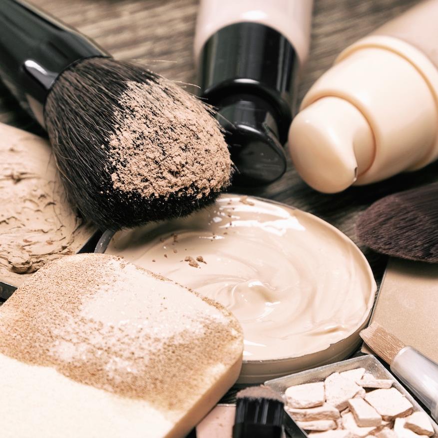 Superbugs E.coli and fungi found in nine out of 10 make-up bags