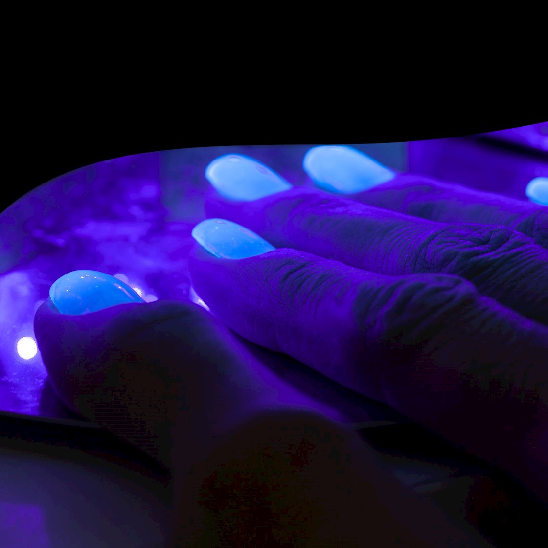 New study reawakens consumer conversations around safety of UV nail lamps