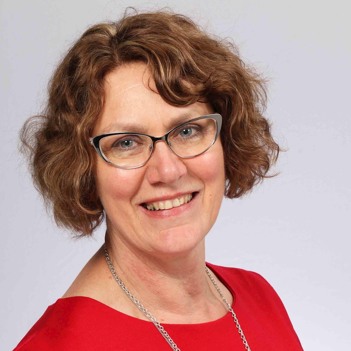 Hilary Hall steps down as NHBF chief executive and Richard Lambert announced as successor