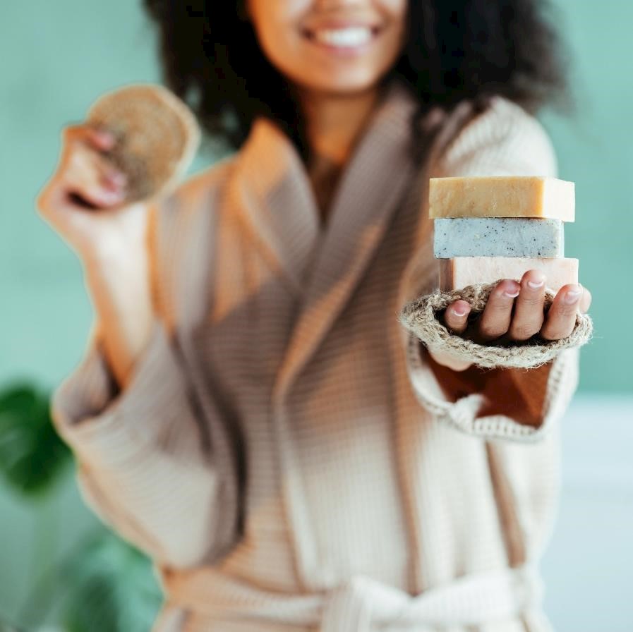 2025 beauty trends to be driven by psychodermatology, solid formulas, and AI